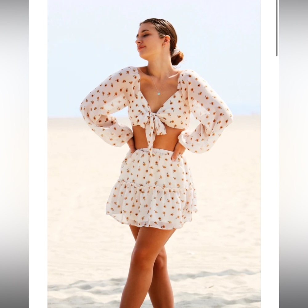 Brand new two piece set